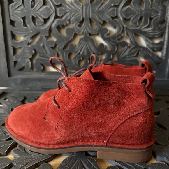 Hush Puppies Cyra Catelyn Red Suede Desert Chukka Booties Women’s 7.5 Academia - Picture 5 of 10